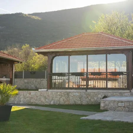 Ivandvor Sinj