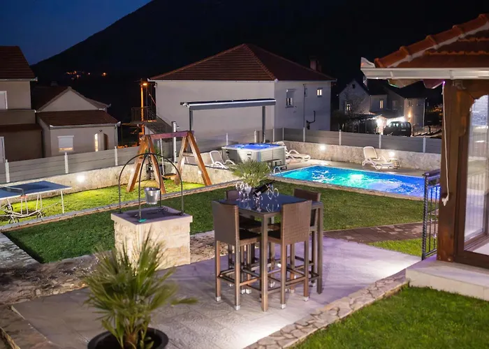 Ivandvor Ferienhaus Sinj